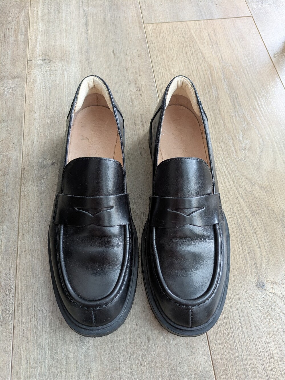 Women's Black Leather Penny Loafers Wonders B-9104